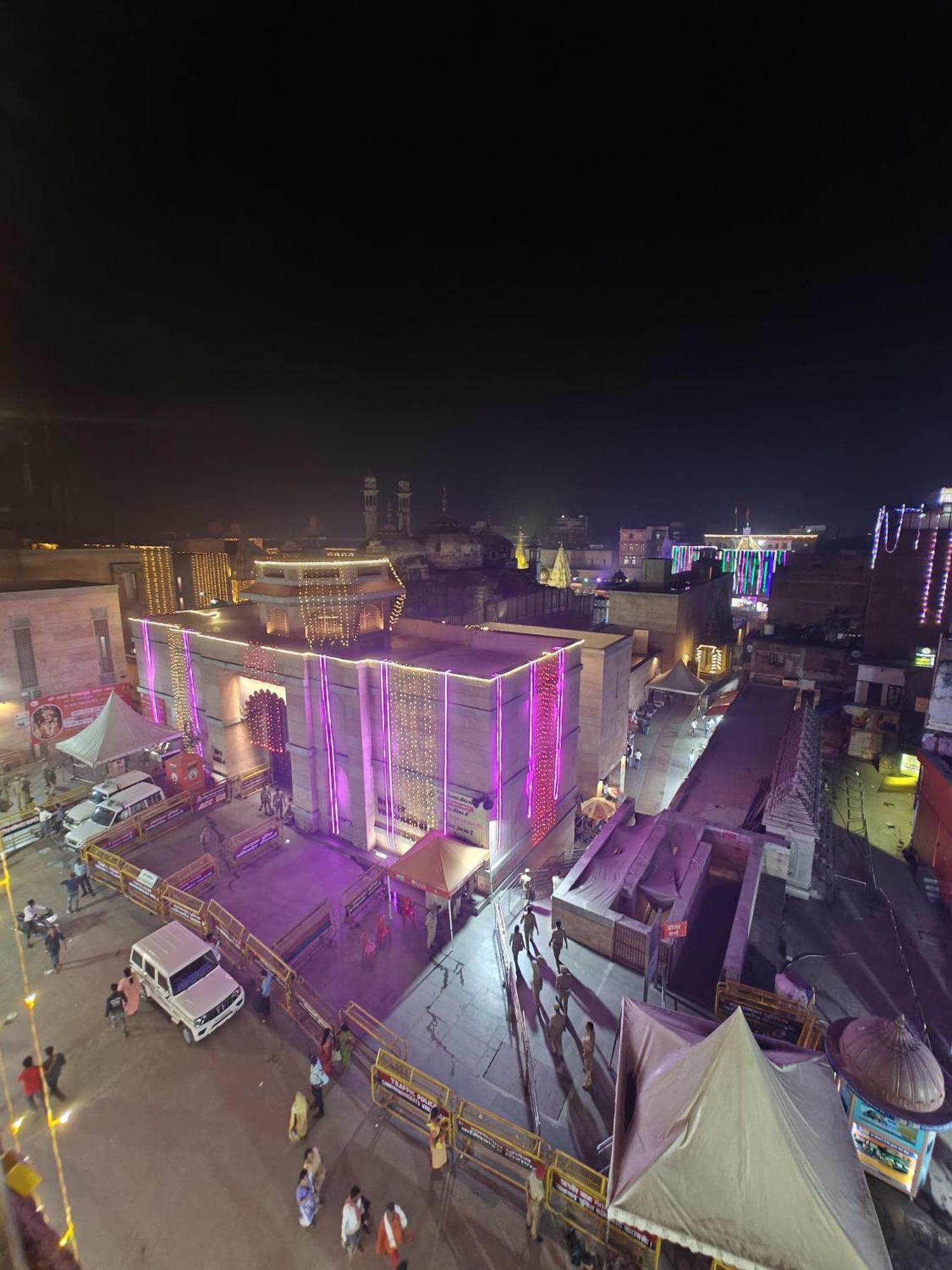 Shri Kailash Pati Guest House- Opposite Kashi Vishwanath Temple Varanasi Ngoại thất bức ảnh